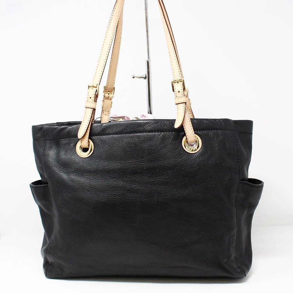 MICHAEL KORS #28031 Black Leather Handbag